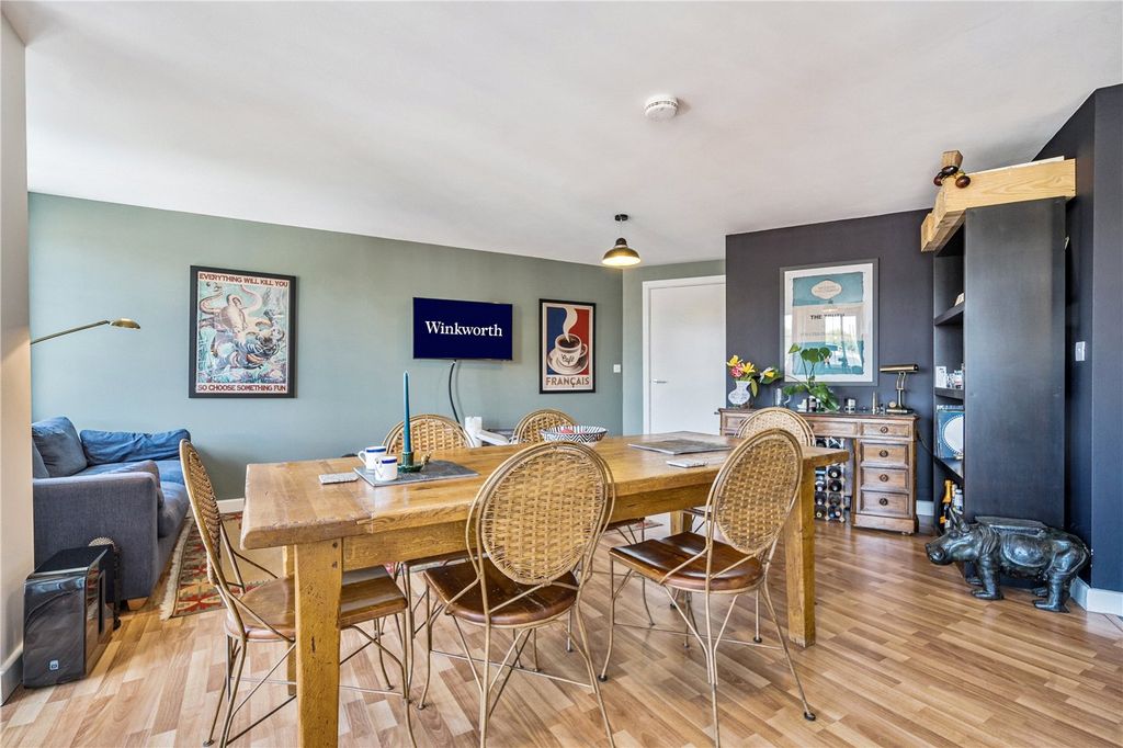 Property photo 3 of 18 Picture No. 09