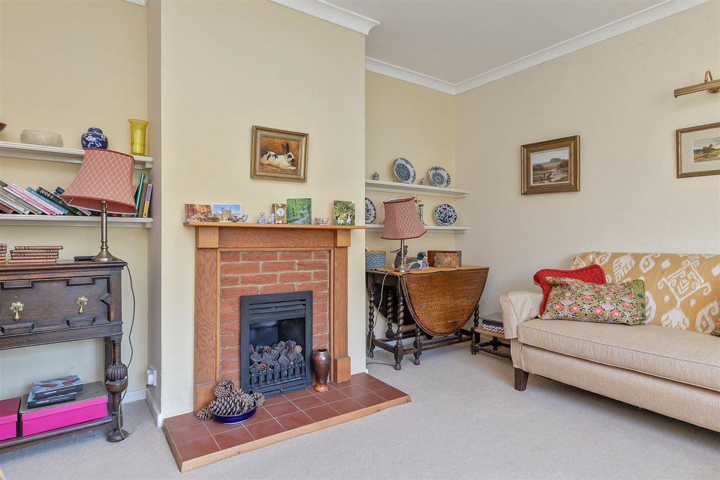 Property photo 3 of 44 9Cambridgeroad-15.Jpg