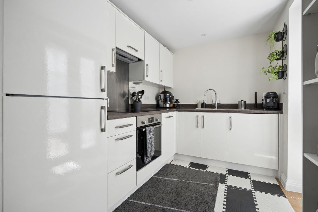 Property photo 3 of 12