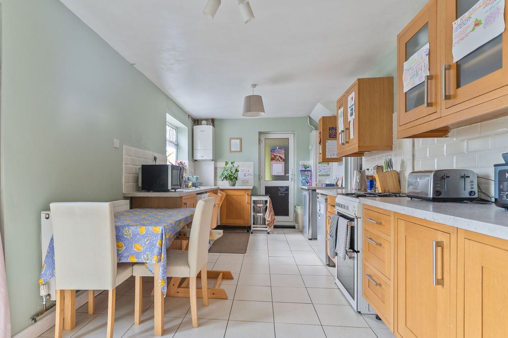 Property photo 3 of 17