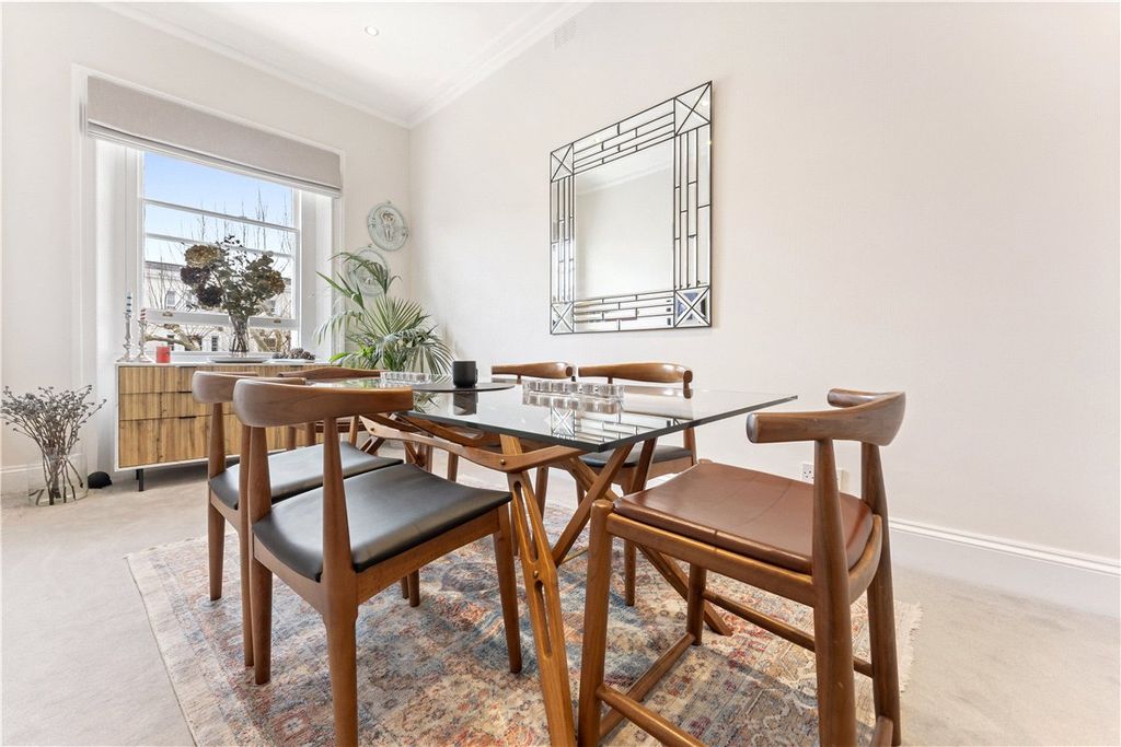 Property photo 2 of 16 Picture No. 61