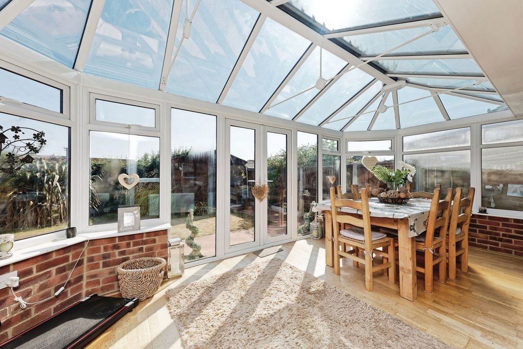 Property photo 3 of 16 Pbox-Img.Jpg
