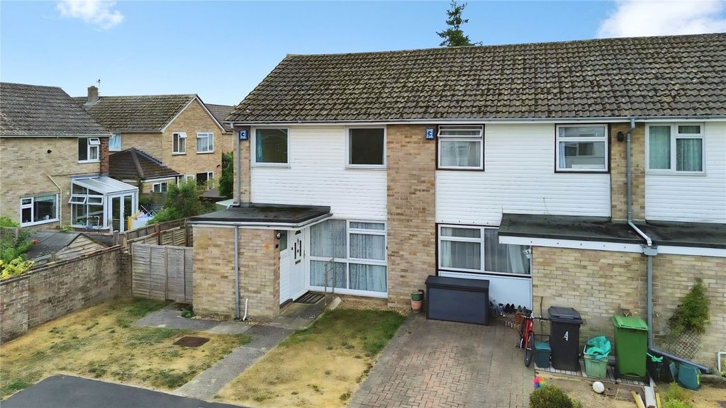 Property photo 1 of 19 Rear Garden