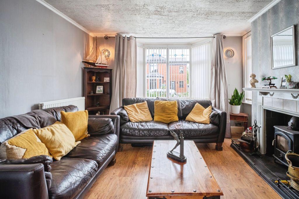 Property photo 3 of 17
