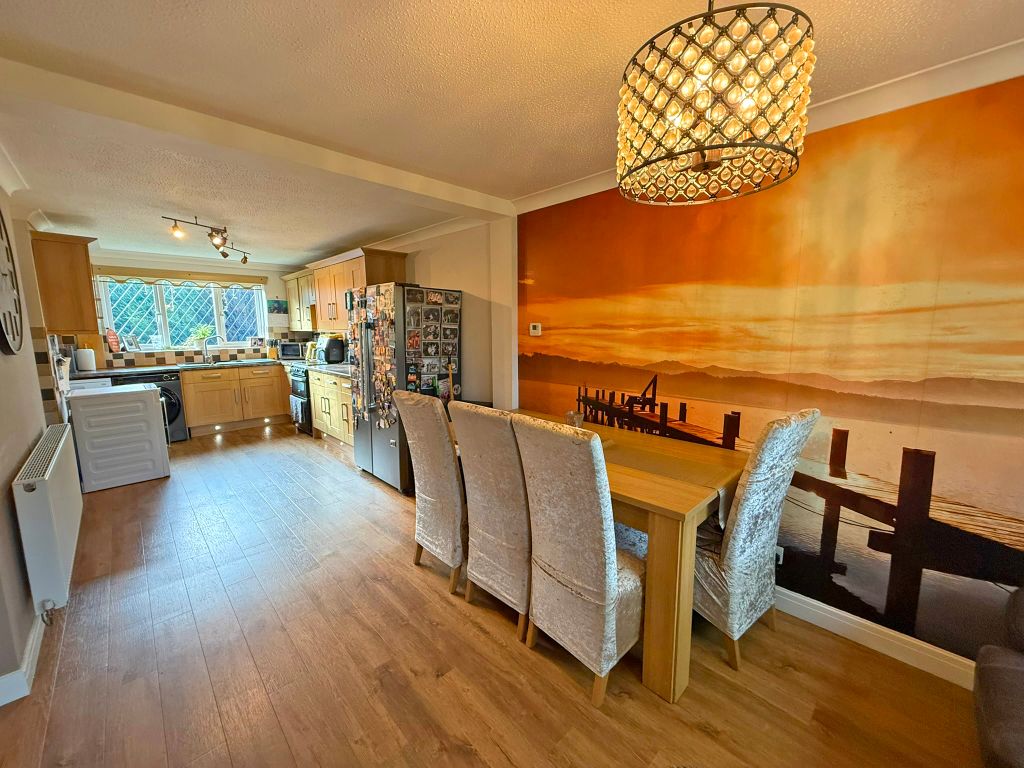 Property photo 3 of 18 Img_6012