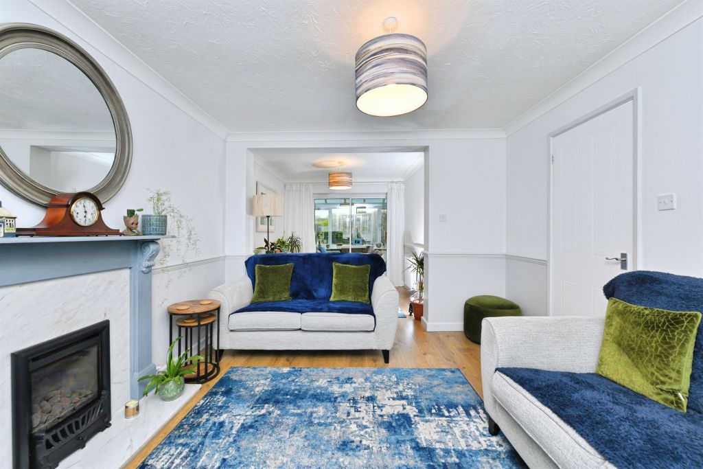 Property photo 2 of 19