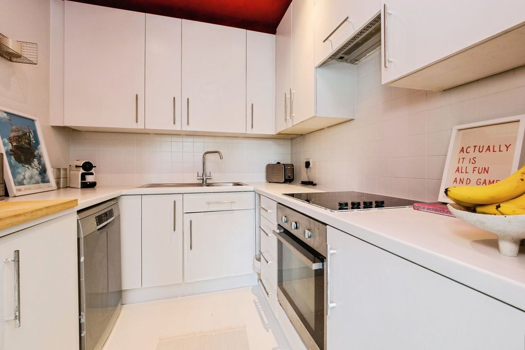 Property photo 2 of 14 Pbox-Img.Jpg