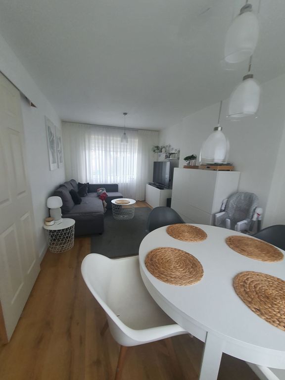 Property photo 3 of 6