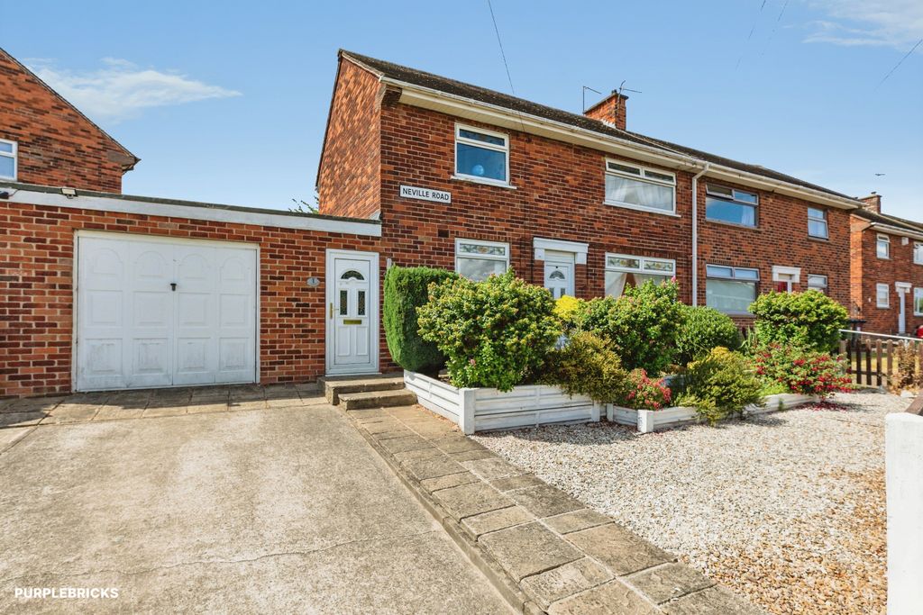 Property photo 3 of 27