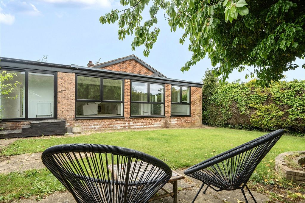Property photo 3 of 24 Picture No. 26