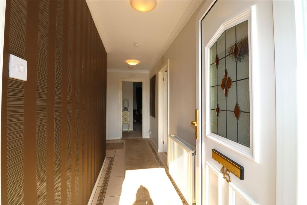 Property photo 2 of 34 Ent Hall.Jpg