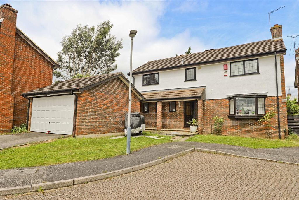 Property photo 1 of 16