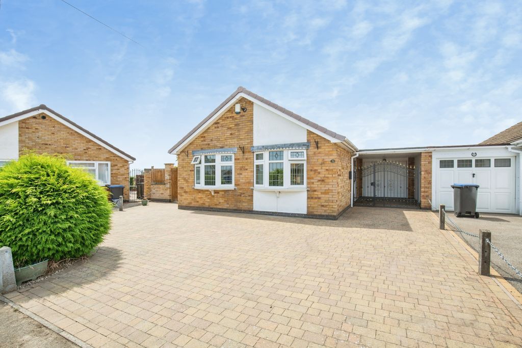 Property photo 2 of 24 1c28Df48-Mw26-1179