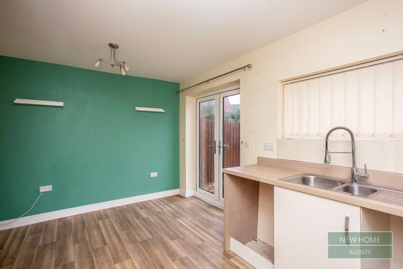 Property photo 3 of 19 Photo 13