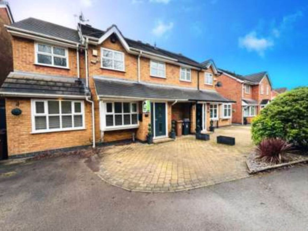 Property photo 1 of 27