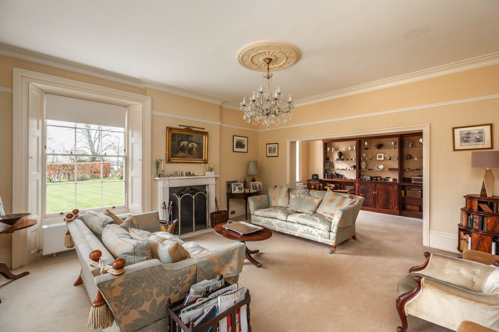 Property photo 2 of 28 Drawing Room