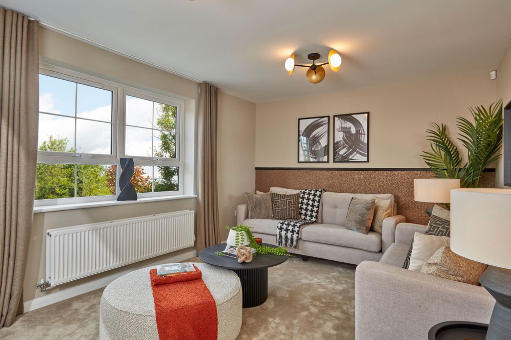 Property photo 3 of 7 Spacious Lounge In The Moresby