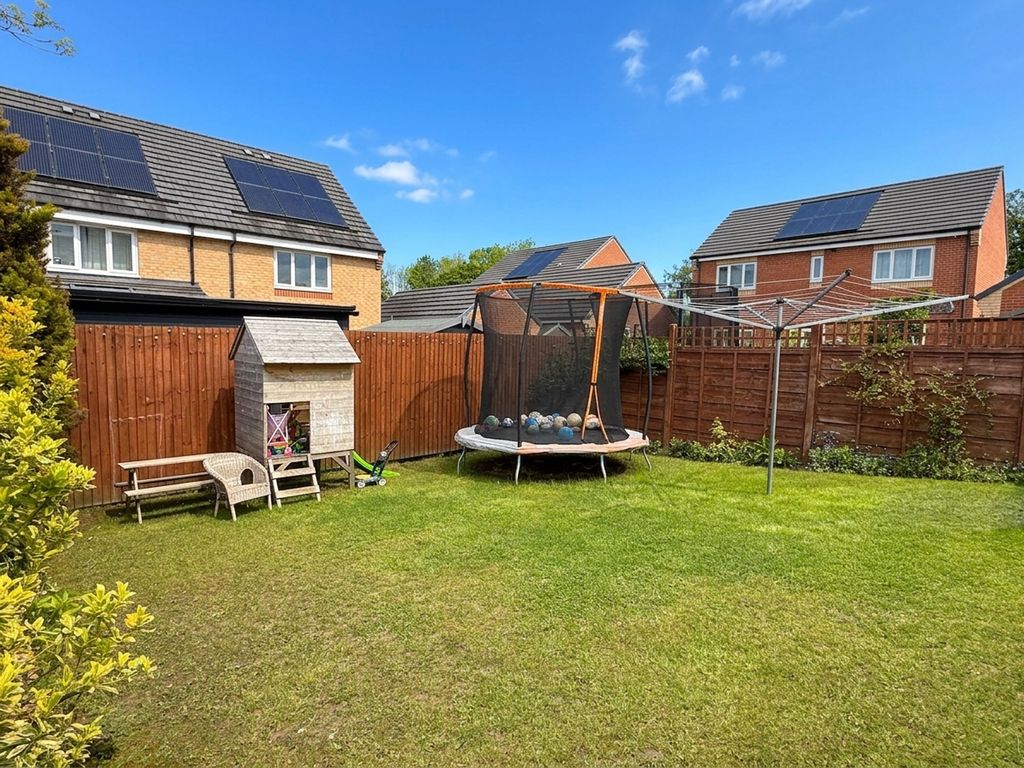 Property photo 3 of 17