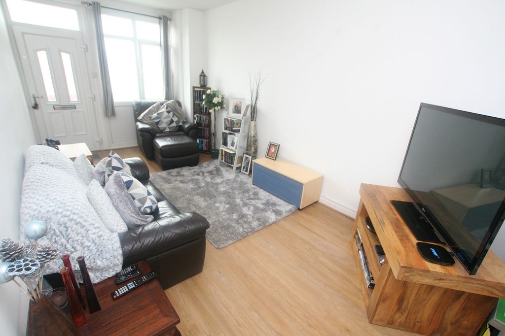 Property photo 1 of 10 Main Image