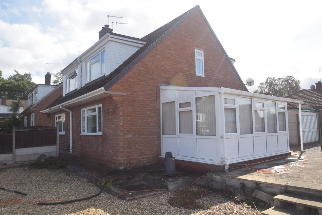 Property photo 1 of 11 Exterior