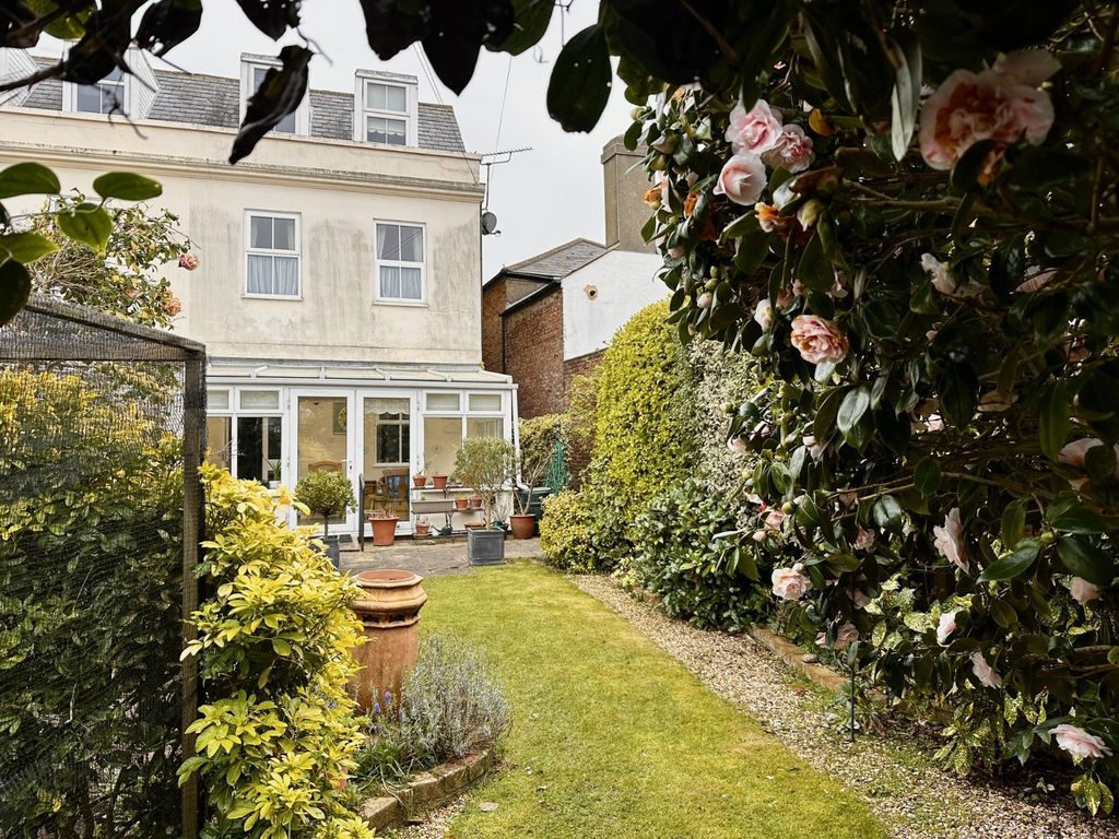 Property photo 3 of 17 Picture No. 19