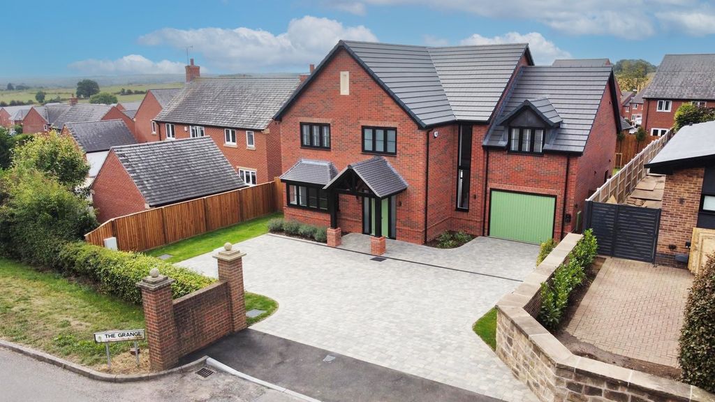 Property photo 1 of 36 3826404