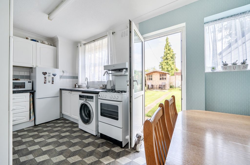 Property photo 3 of 15 5231797
