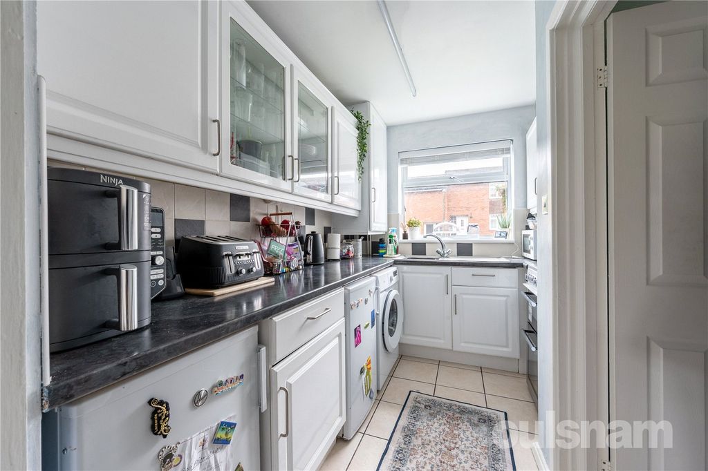 Property photo 2 of 10 Picture No. 16