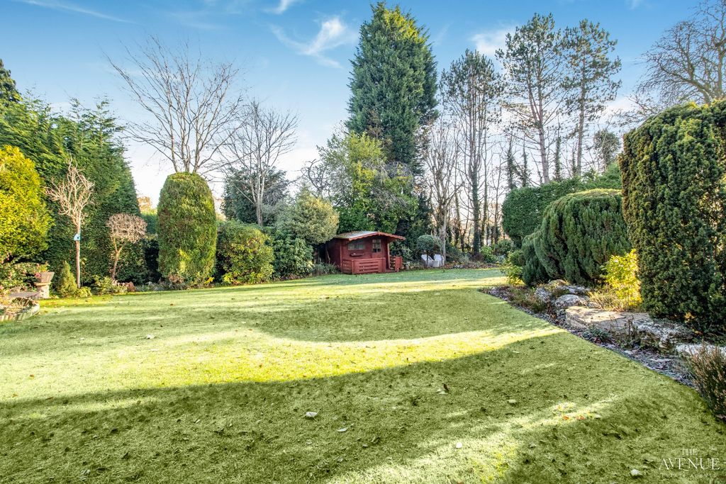 Property photo 2 of 30 4398654