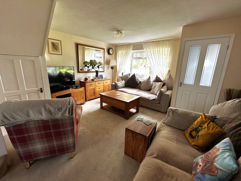 Property photo 3 of 16