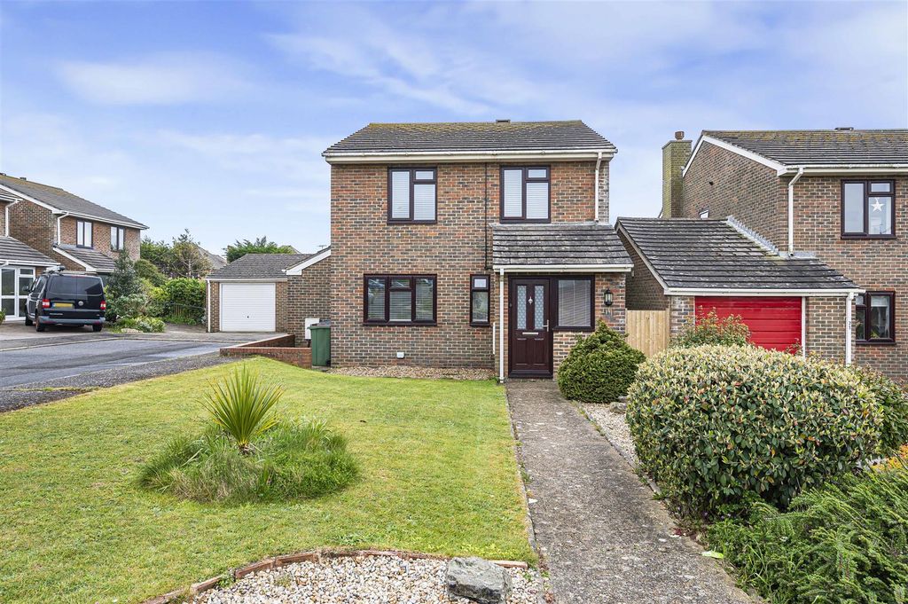 Property photo 1 of 25 Front