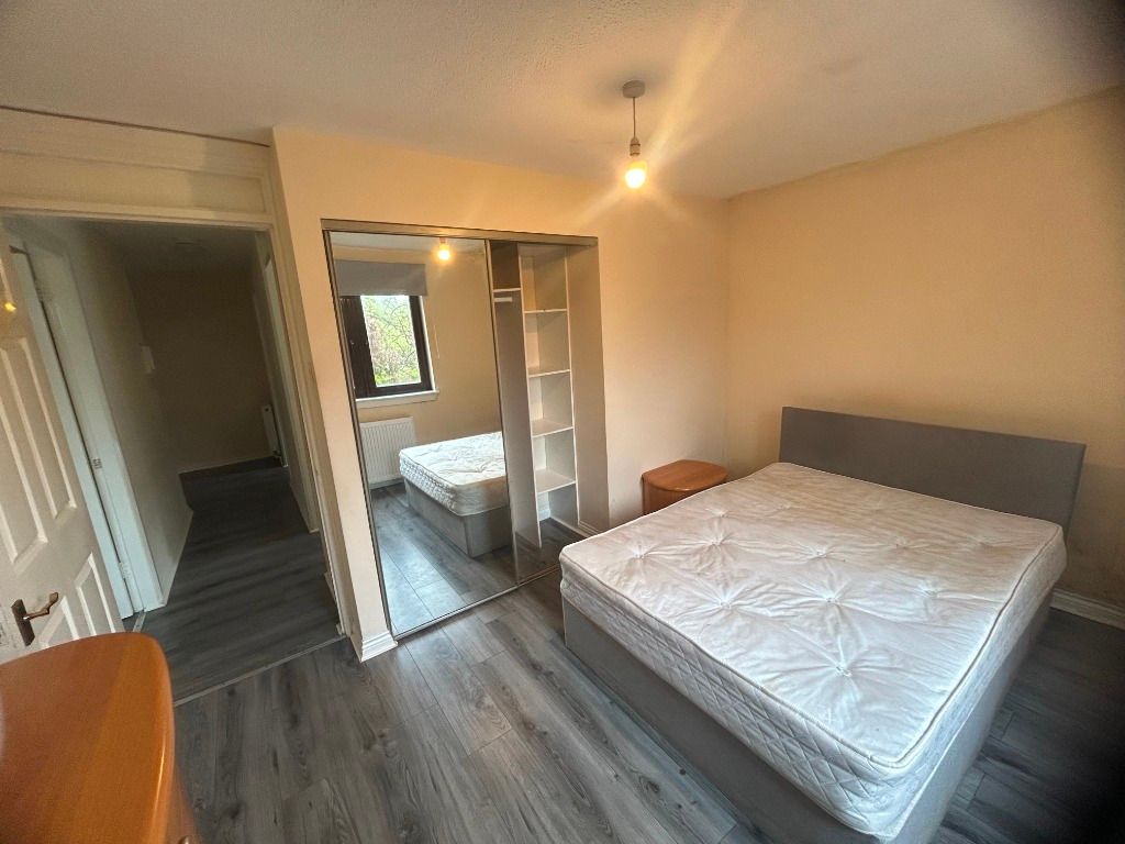 Property photo 3 of 7 Photo 3