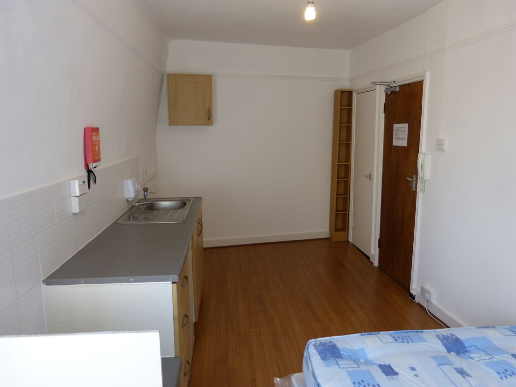 Property photo 2 of 4