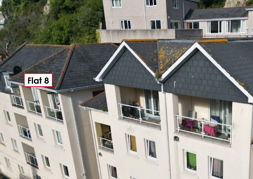 Property photo 1 of 7 Photo 8