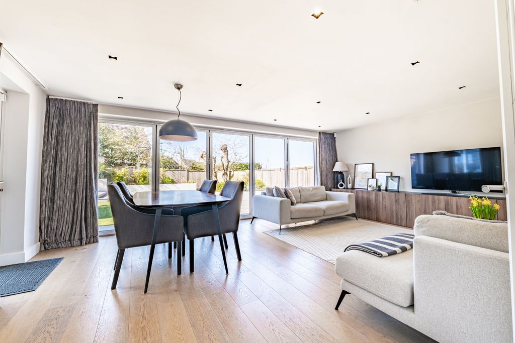 Property photo 2 of 22 Photo 2