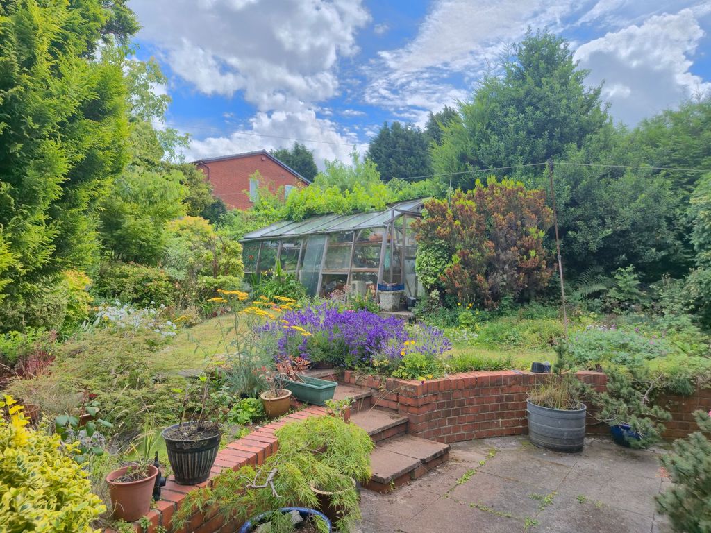 Property photo 3 of 26