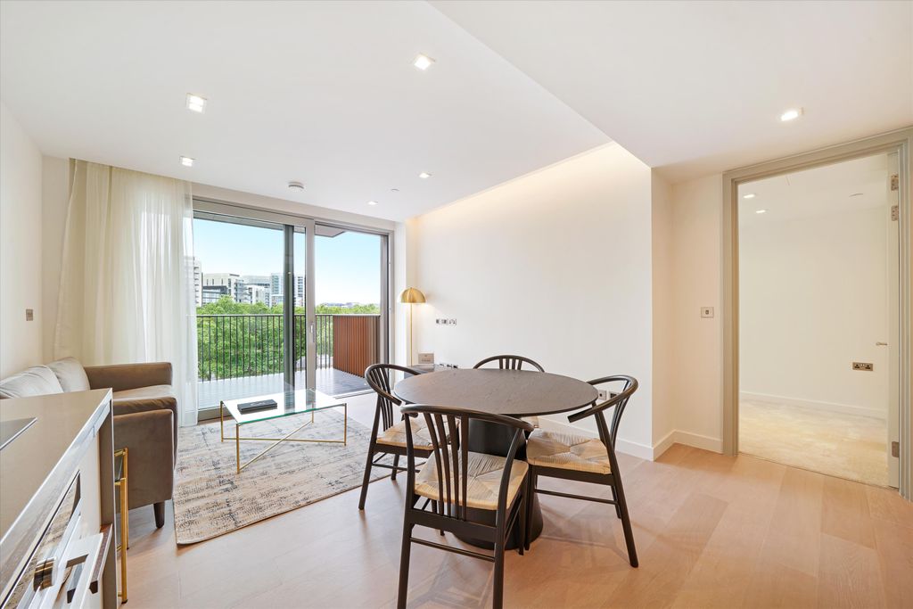 Property photo 3 of 8 Image