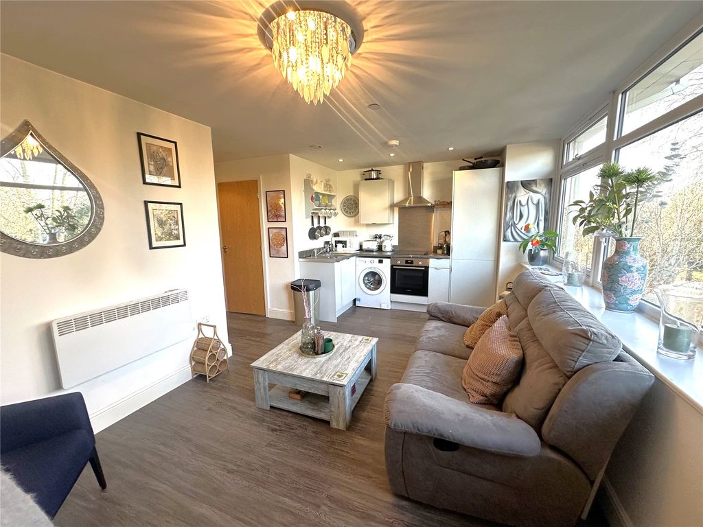 Property photo 1 of 10 Picture No. 20
