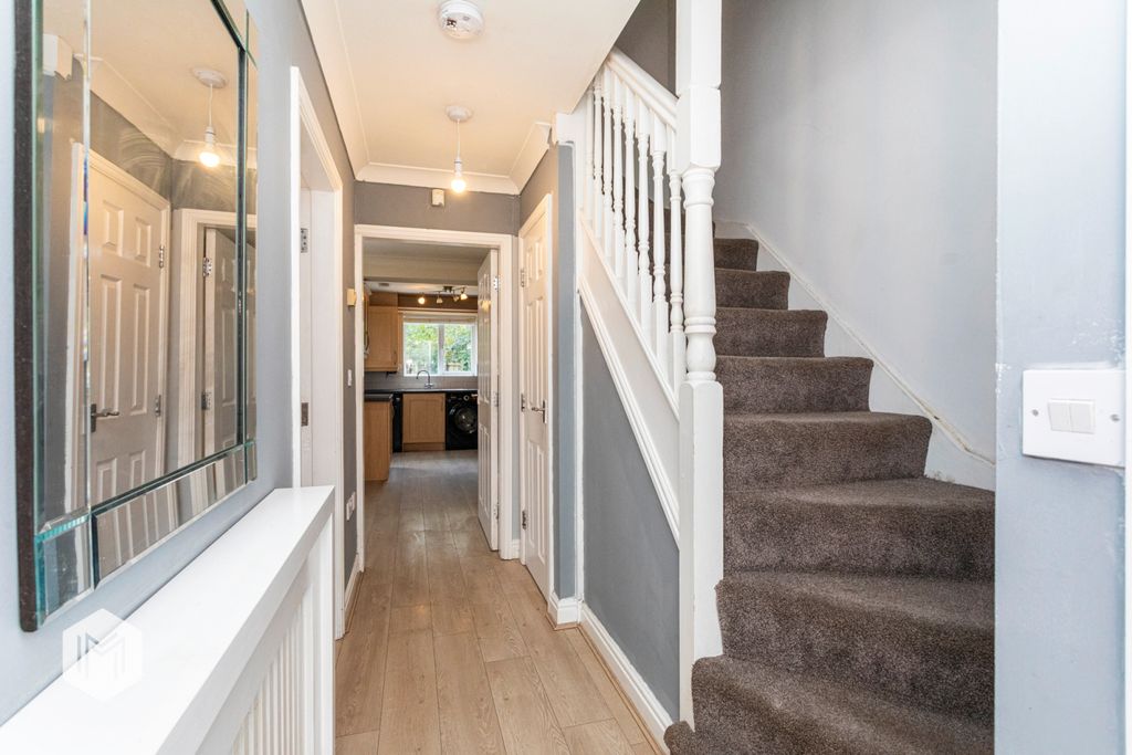 Property photo 2 of 29 Picture No. 47