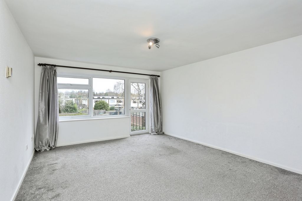 Property photo 3 of 14 Pbox-Img.Jpg