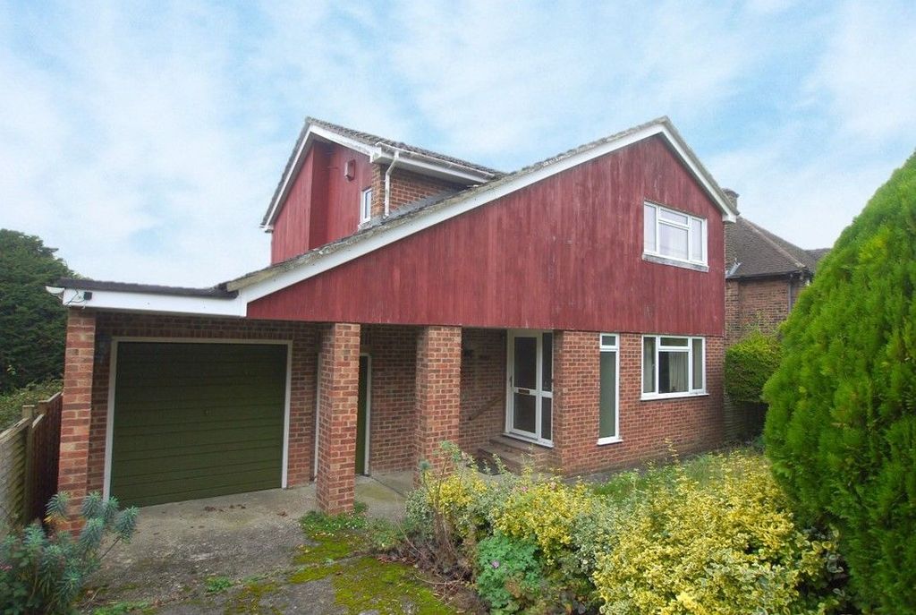 Property photo 1 of 12 Photograph 1