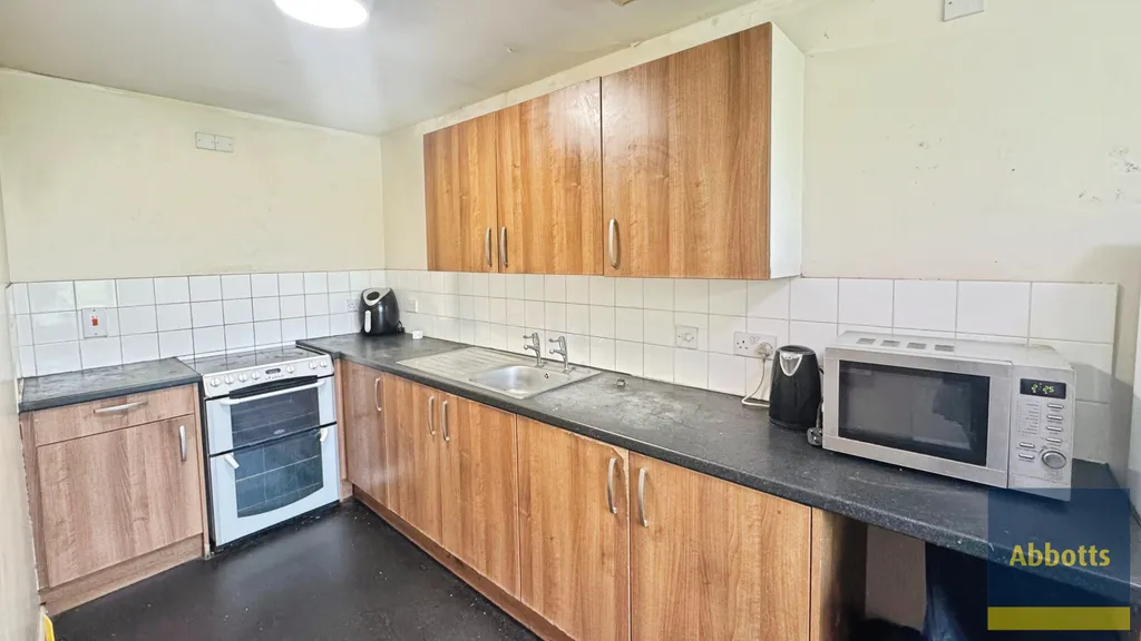 Apartment in Ipswich, Stoke - More
