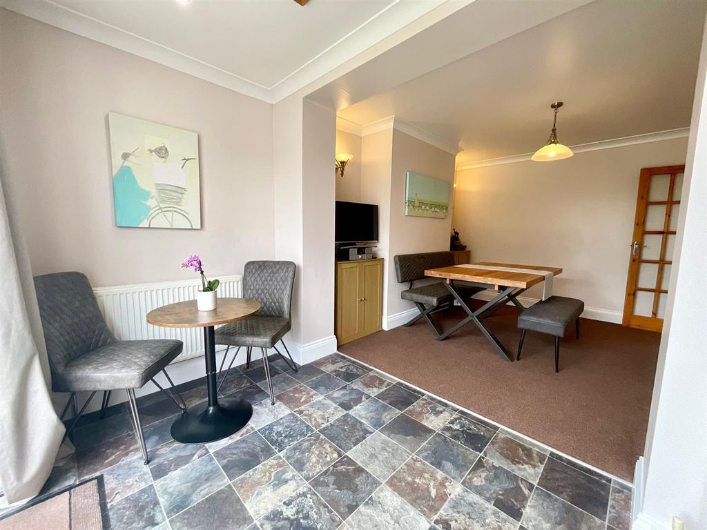 Property photo 3 of 17 3.Jpg