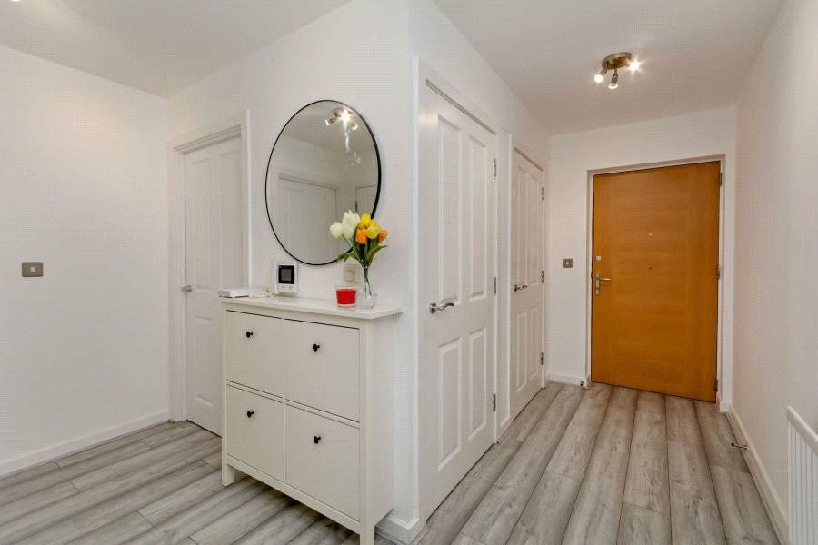 Property photo 3 of 12 Picture No. 24