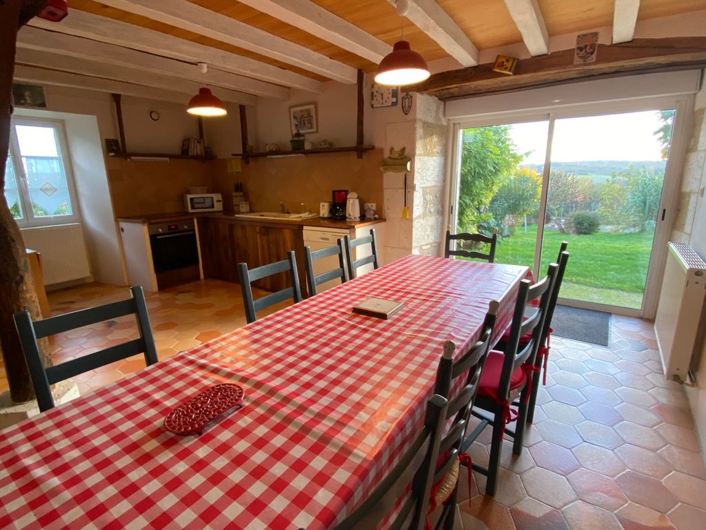 Property photo 3 of 12