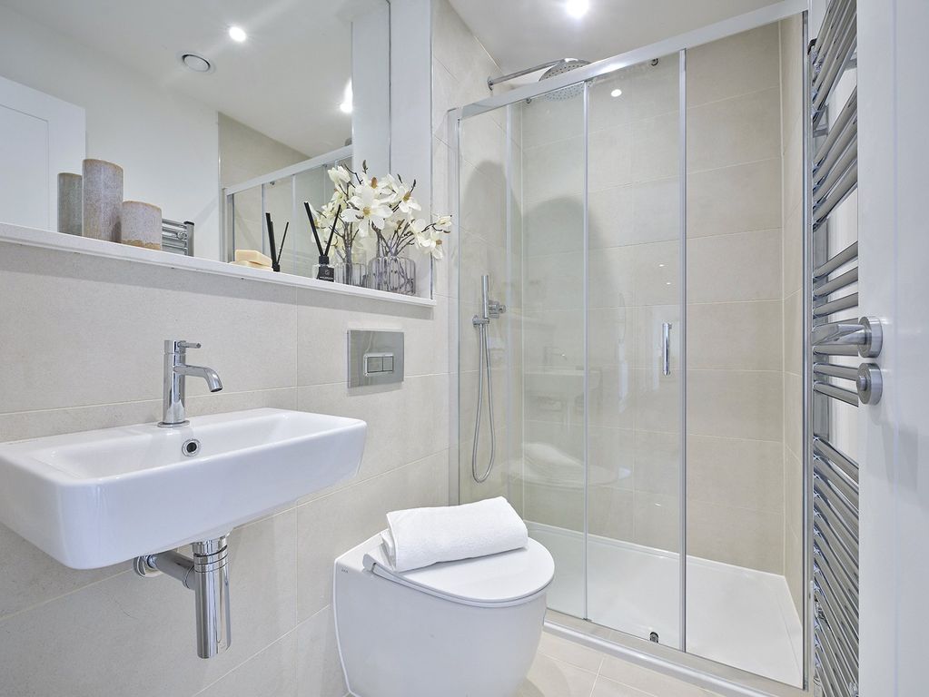 Property photo 3 of 7 Show Home