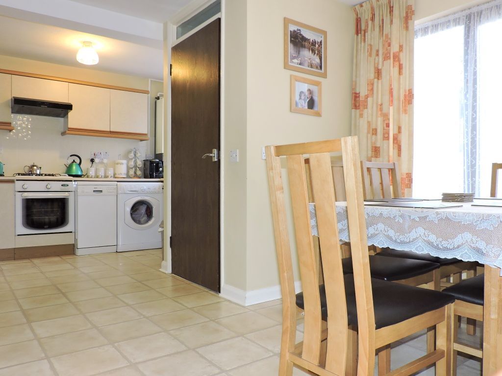 Property photo 3 of 9 Gallery