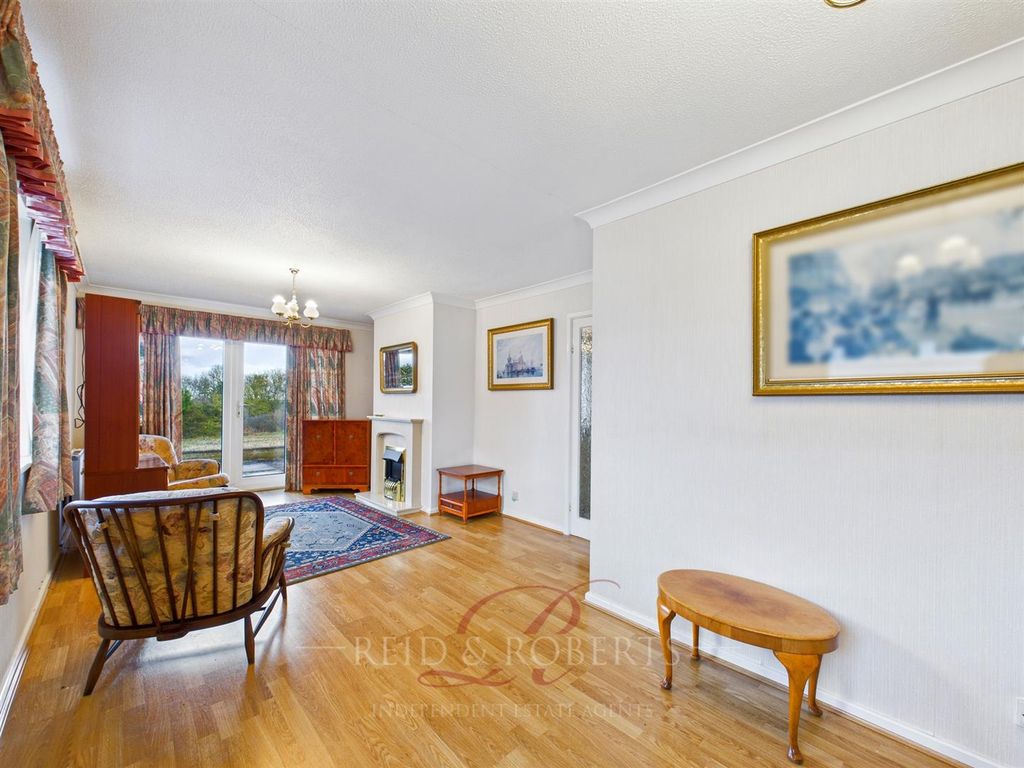 Property photo 2 of 21 Cam05148G0-Pr0104-Still025.Jpg