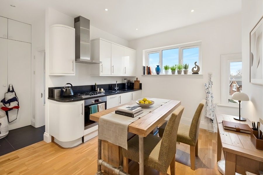 Property photo 3 of 9