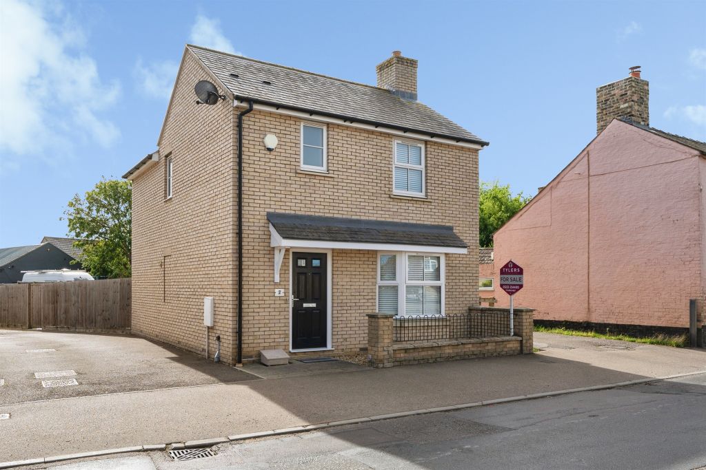 Property photo 1 of 16